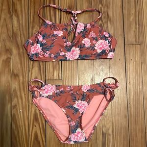Like New Floral Xhilaration Swim Suit